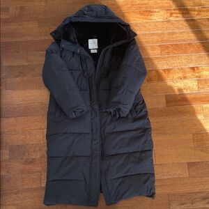Abercrombie & Fitch Women's Black Puffer Coat